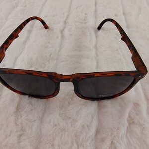 women sunglasses